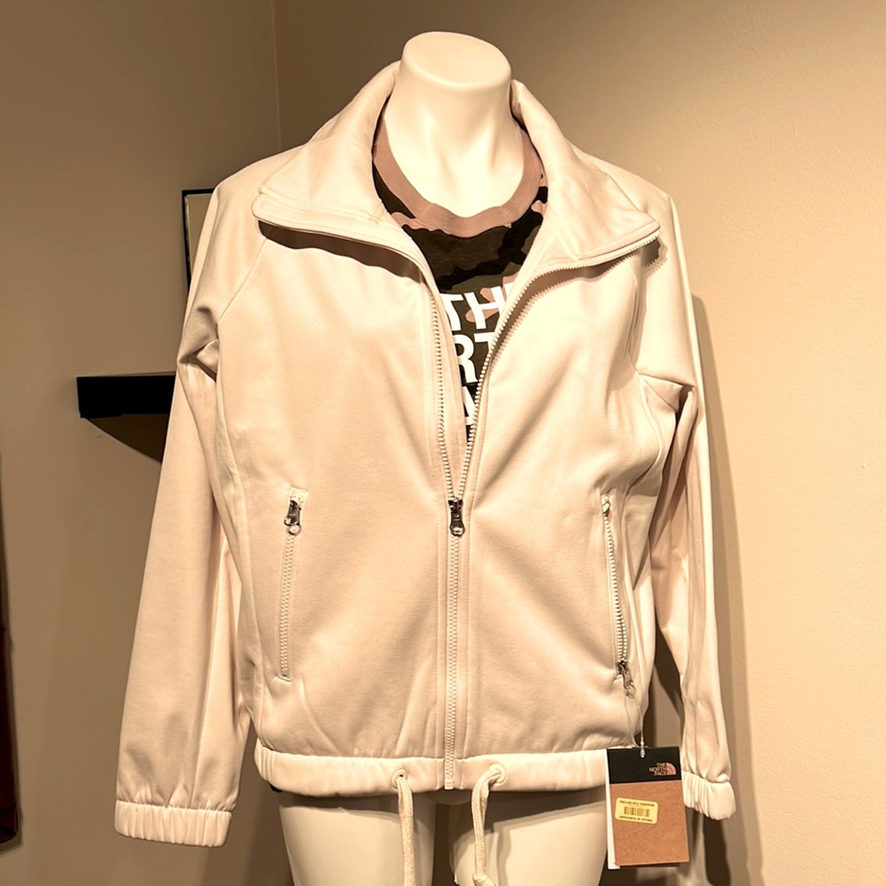 1/2 Off Sale (was $60) NWT North Face Cream-colored Jazzer Upt Size M